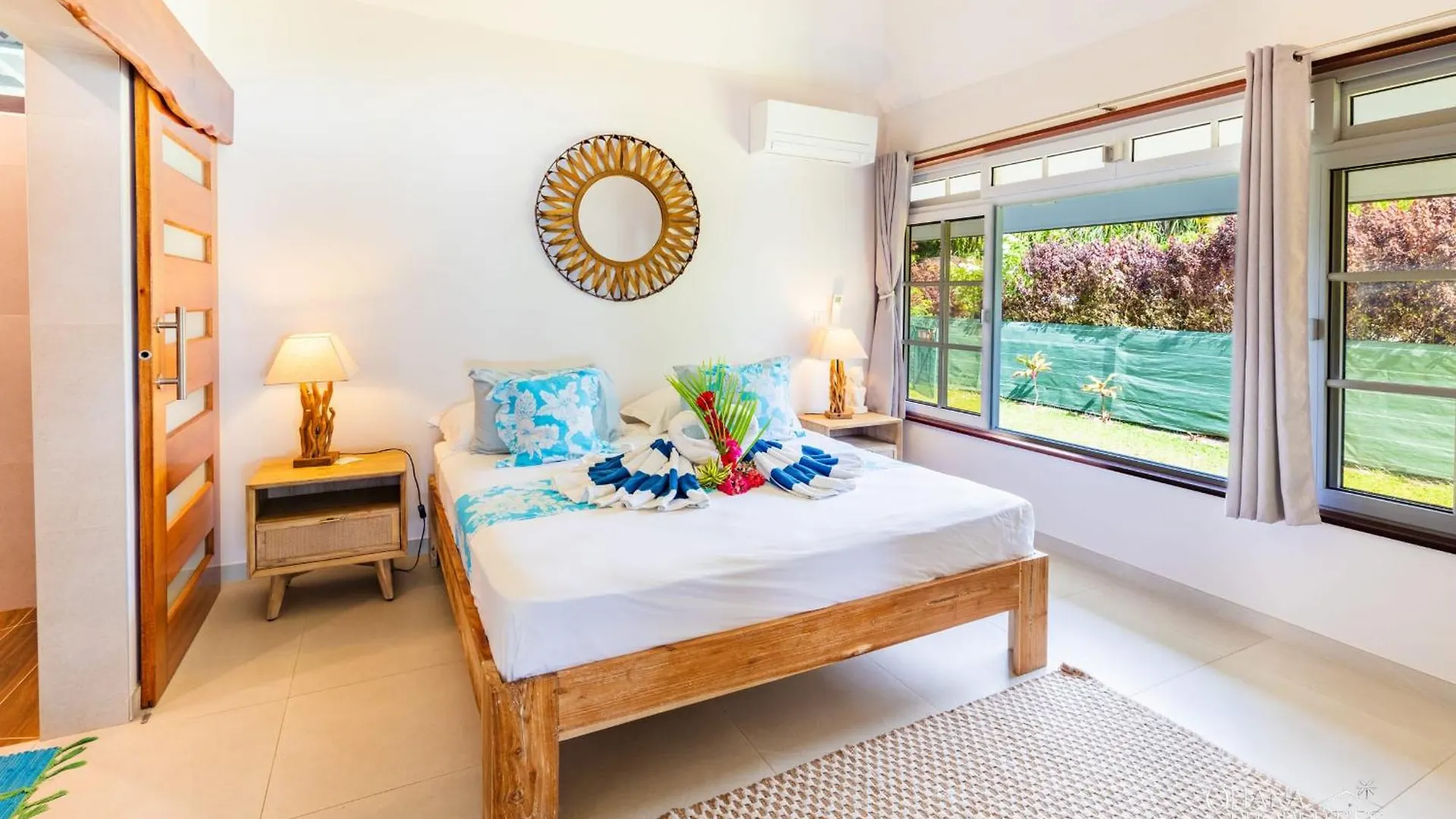 Villa Vanaki - Beautiful Beachfront Villa 4Br W Ac Moorea