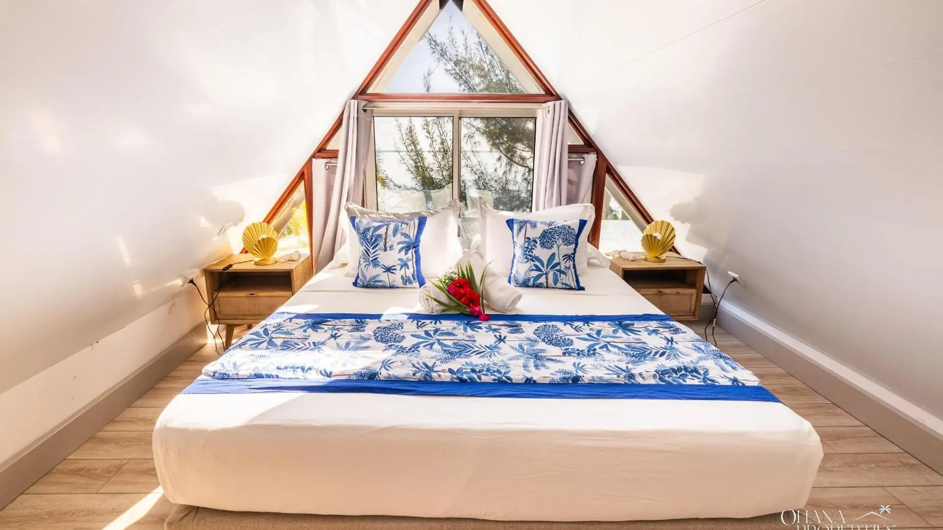 Villa Vanaki - Beautiful Beachfront Villa 4Br W Ac 무레아 0*,